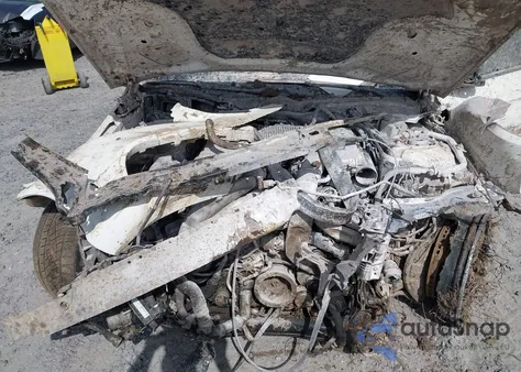 2014 Mercedes-Benz E 63 Amg S 4Matic z USA, uszkodzony, nr VIN WDDHF7GBXEA922946